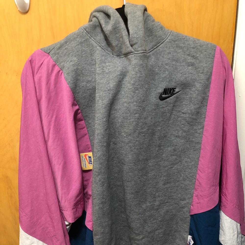 Nike hooded pullover jacket